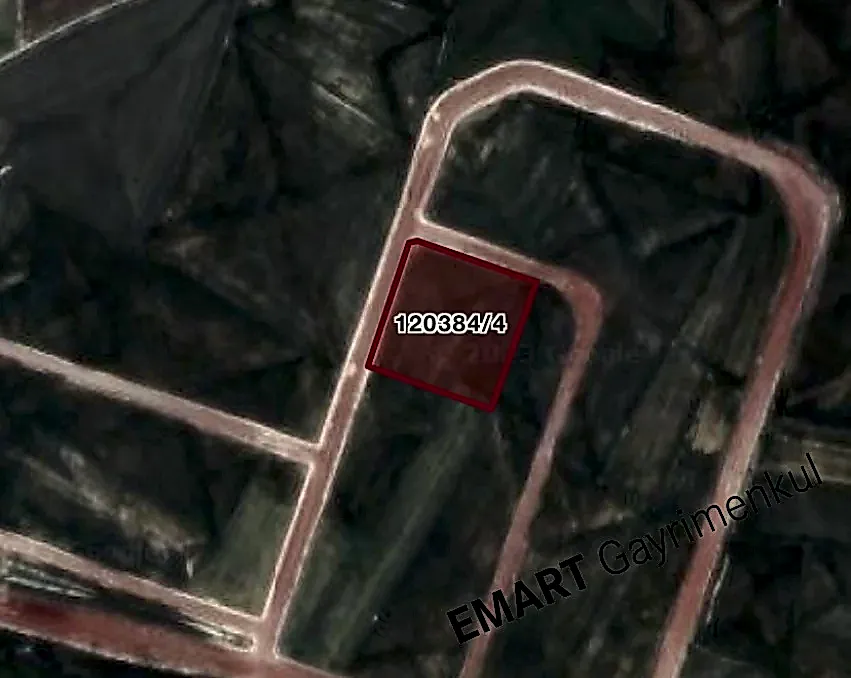 Ankara Gölbaşı'nda İmarlı 2.360 m2 Satılık Arsa